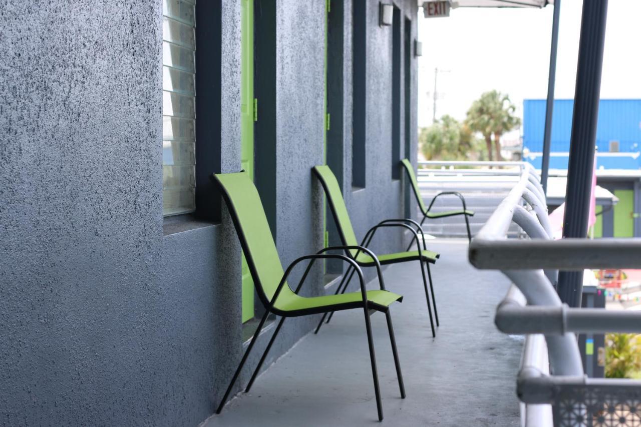 Travel Inn Fort Pierce Εξωτερικό φωτογραφία